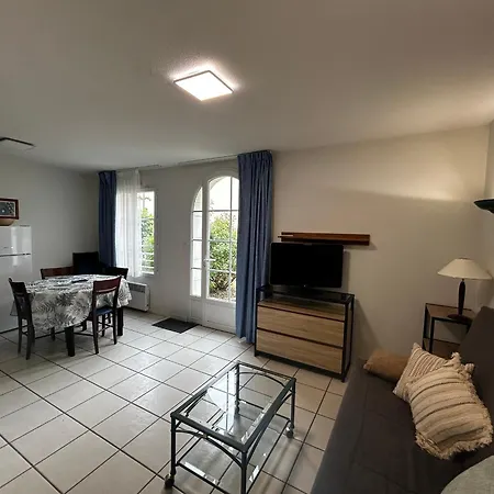 T3 A 200m Des Thermes Du Connetable - Fr-1-541-106 La Roche-Posay